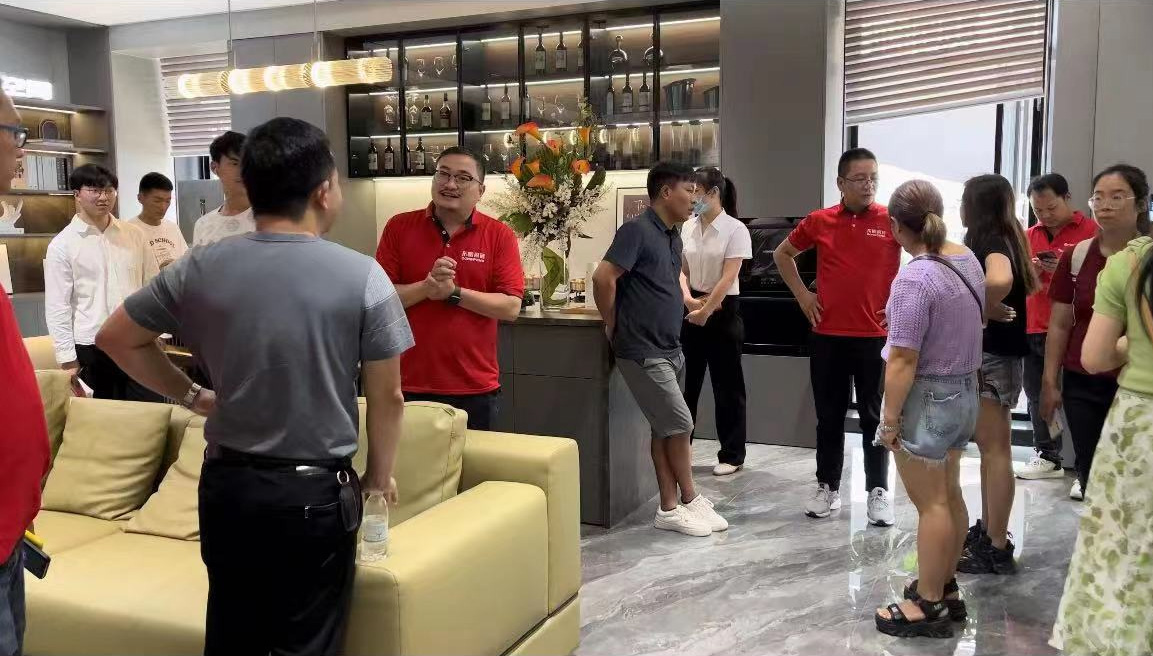 《玩转新品 高值成交》2023凯时娱乐人生就是博家居云南东鹏店长特训营圆满竣事凯时娱乐人生就是博 - 凯时娱乐人生就是博家居集团