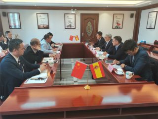  2020年11月27日，，，，乐家集团高层向导莅临凯时娱乐人生就是博建材集团总部交流事情